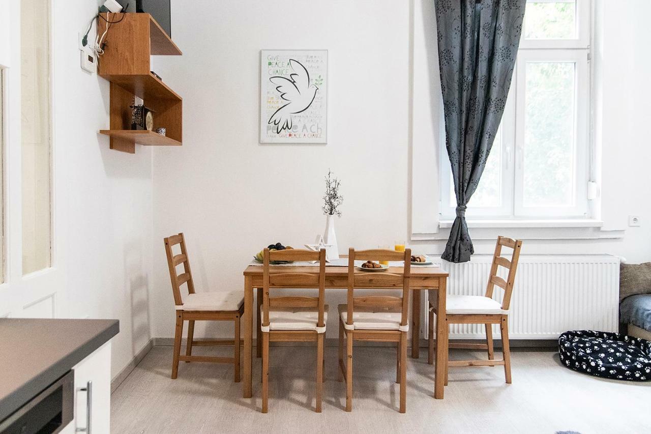 Dora Apartment Near Buda Castle With Parking! Будапешт Экстерьер фото